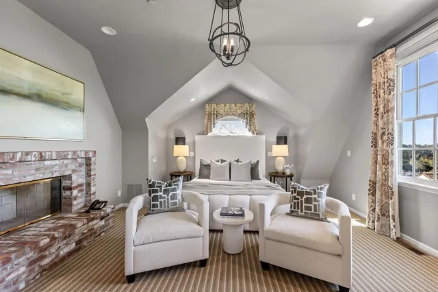 $16,180,000 | 1600 Marlborough Road, Hillsborough, CA 94010