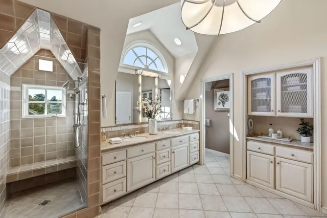 $16,180,000 | 1600 Marlborough Road, Hillsborough, CA 94010