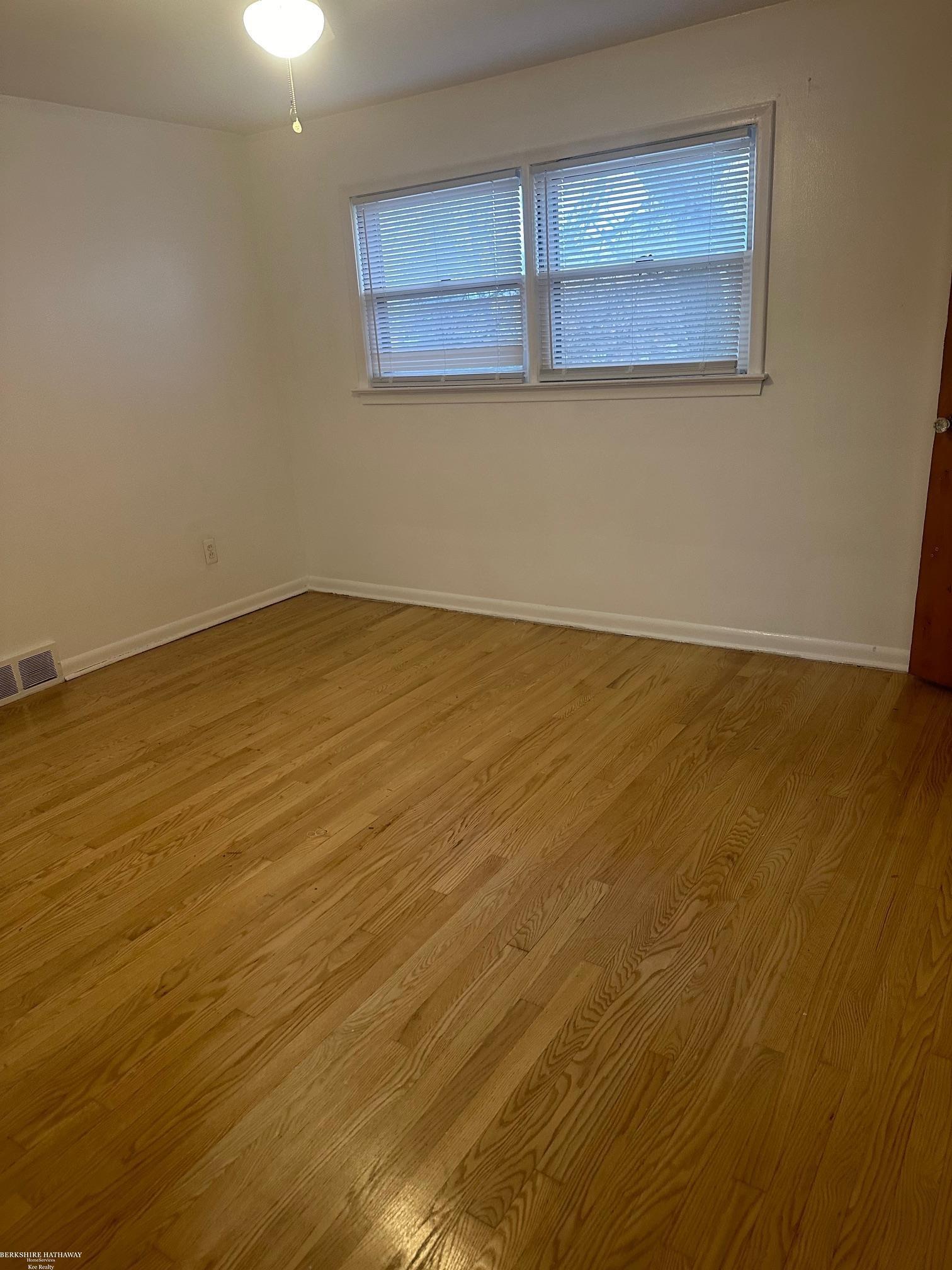 2034 Vernier Road Grosse Pointe, MI 48236 - Photo 18 of 25