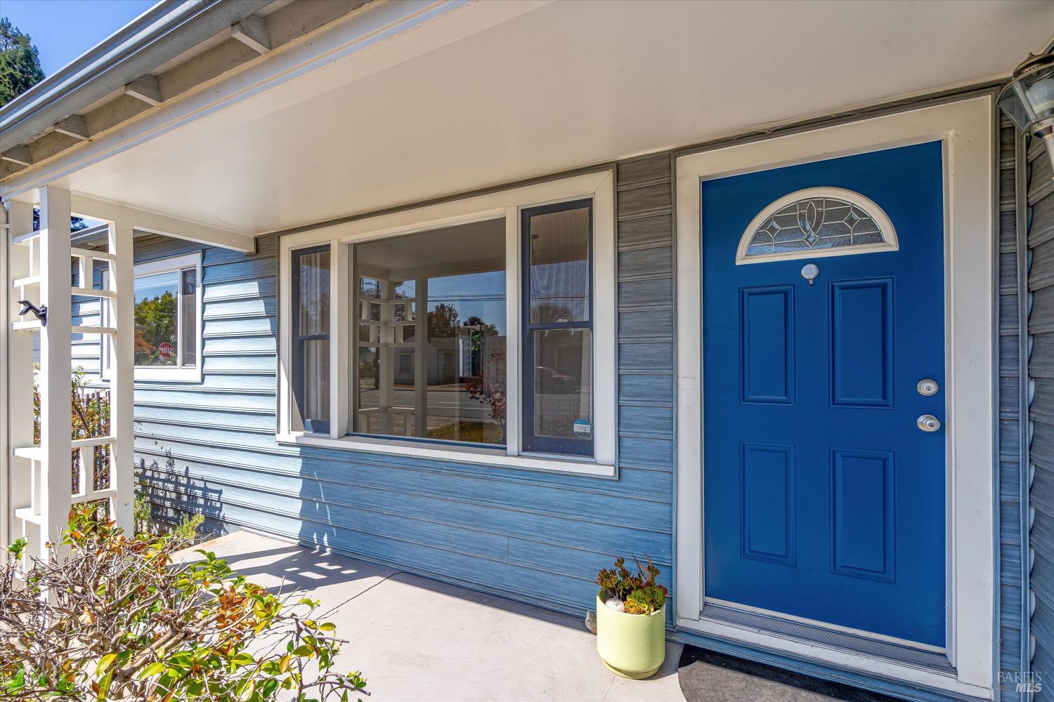 2109 Montecito Avenue Santa Rosa, CA 95404 - Photo 7 of 55 Gallery Image 7