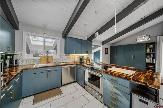 $1,375,000 | 25 Highland Place, Durango, CO 81301