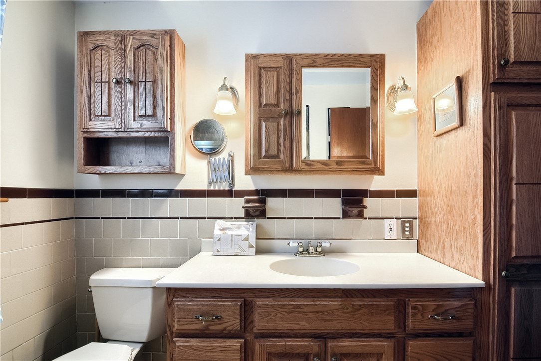 32 Charlotte Street Coventry, RI 02816 - Photo 23 of 45