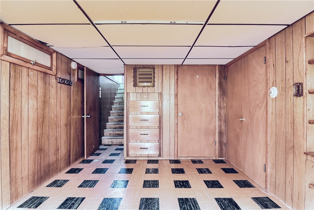 32 Charlotte Street Coventry, RI 02816 - Photo 34 of 45