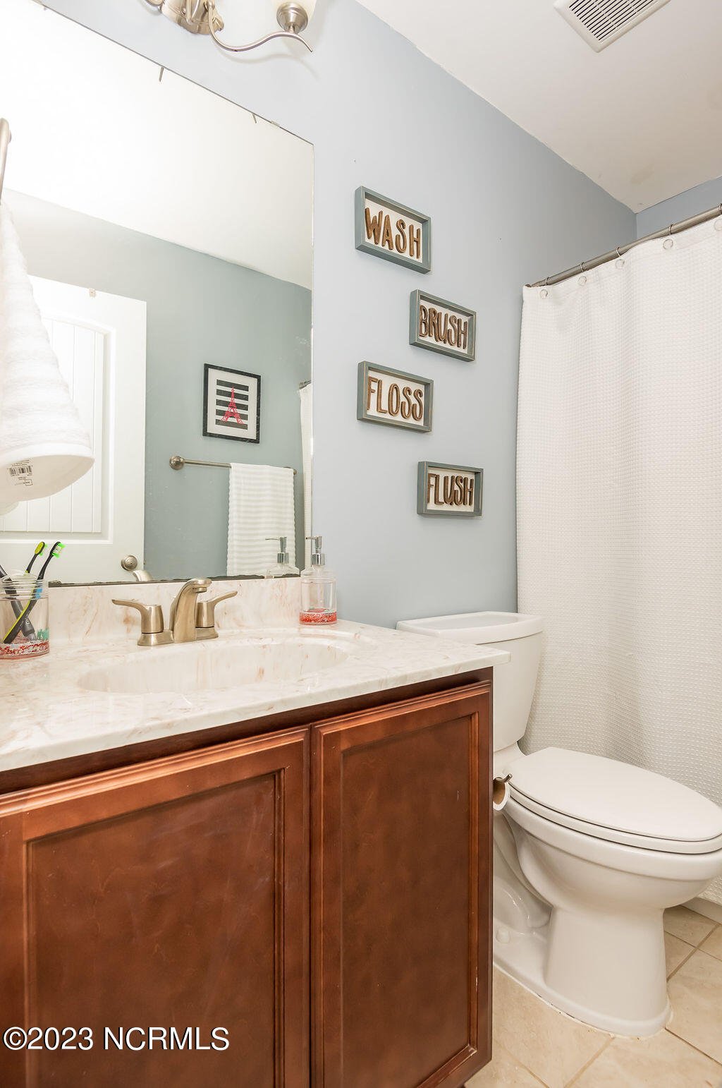 116 Comfort Road Richlands, NC 28574 - Photo 23 of 41 Hall Bathroom