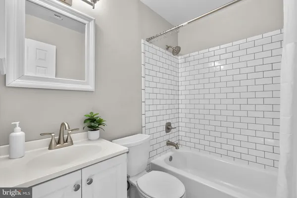 $490,000 | 7525 Swan Point Way, Unit 195, Columbia, MD 21045