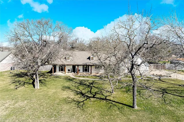$391,000 | 104 Private Road 1280, Fairfield, TX 75840
