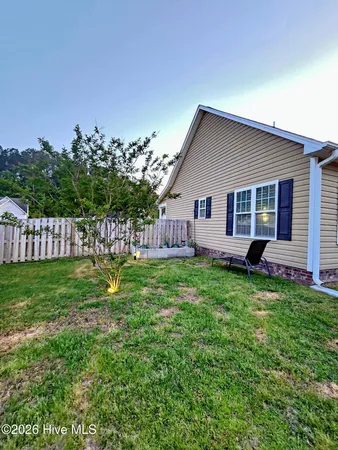 $2,150 | 300 Croatan Woods Drive, New Bern, NC 28562