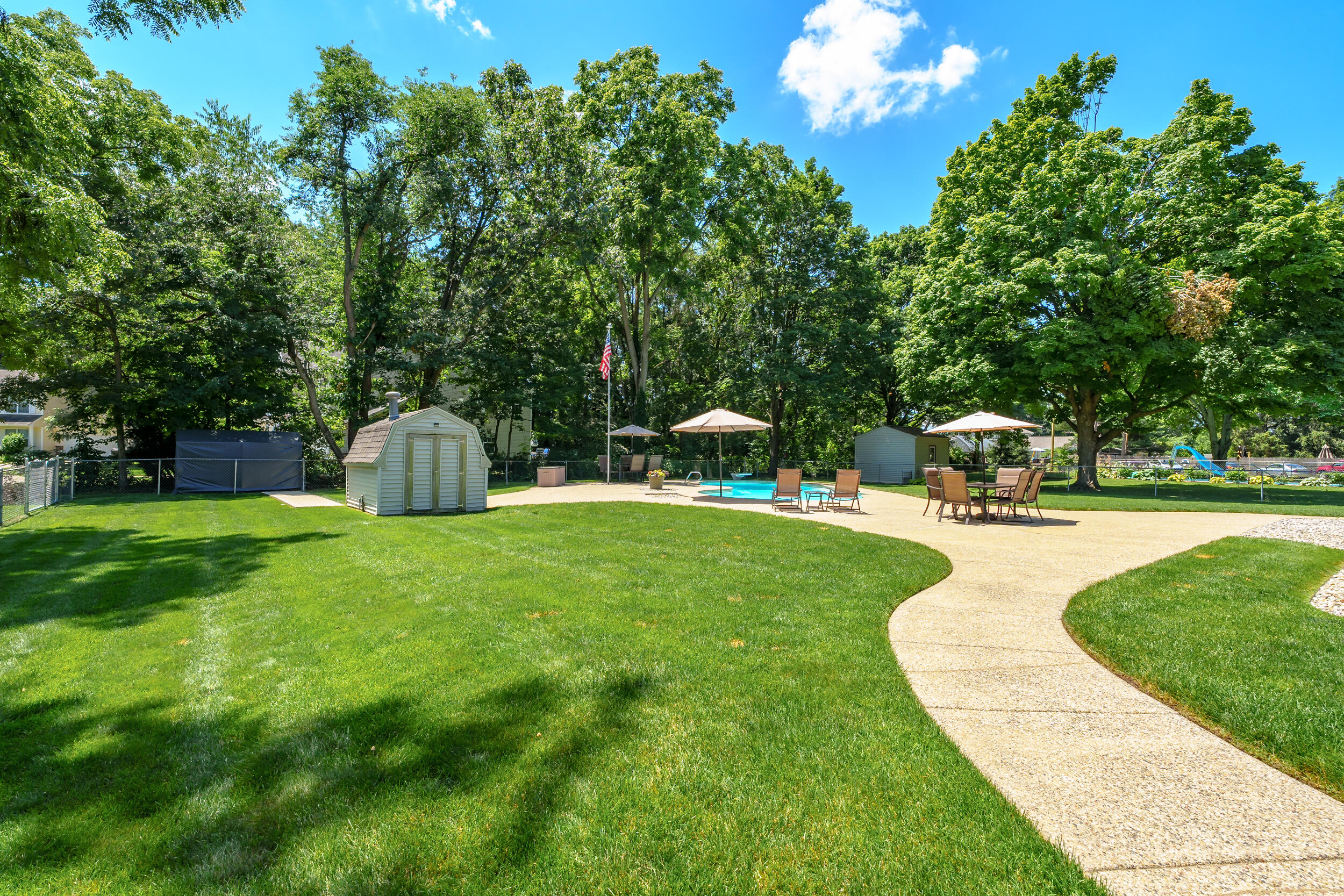 4705 Romence Road Portage, MI 49024 - Photo 49 of 74 Romence_Rd_4705_Portage_49024-46