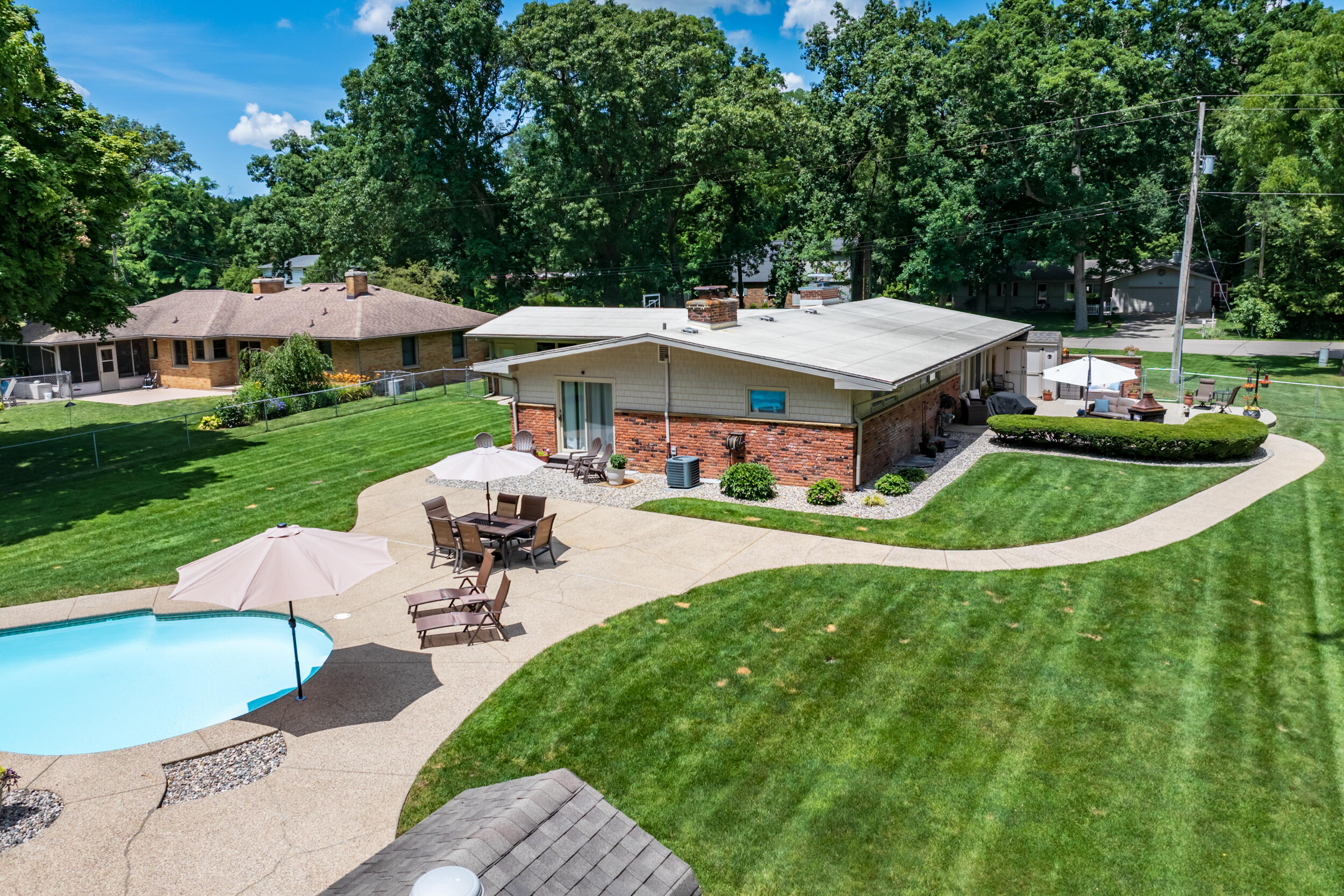 4705 Romence Road Portage, MI 49024 - Photo 5 of 74 Romence_Rd_4705_Portage_49024-57