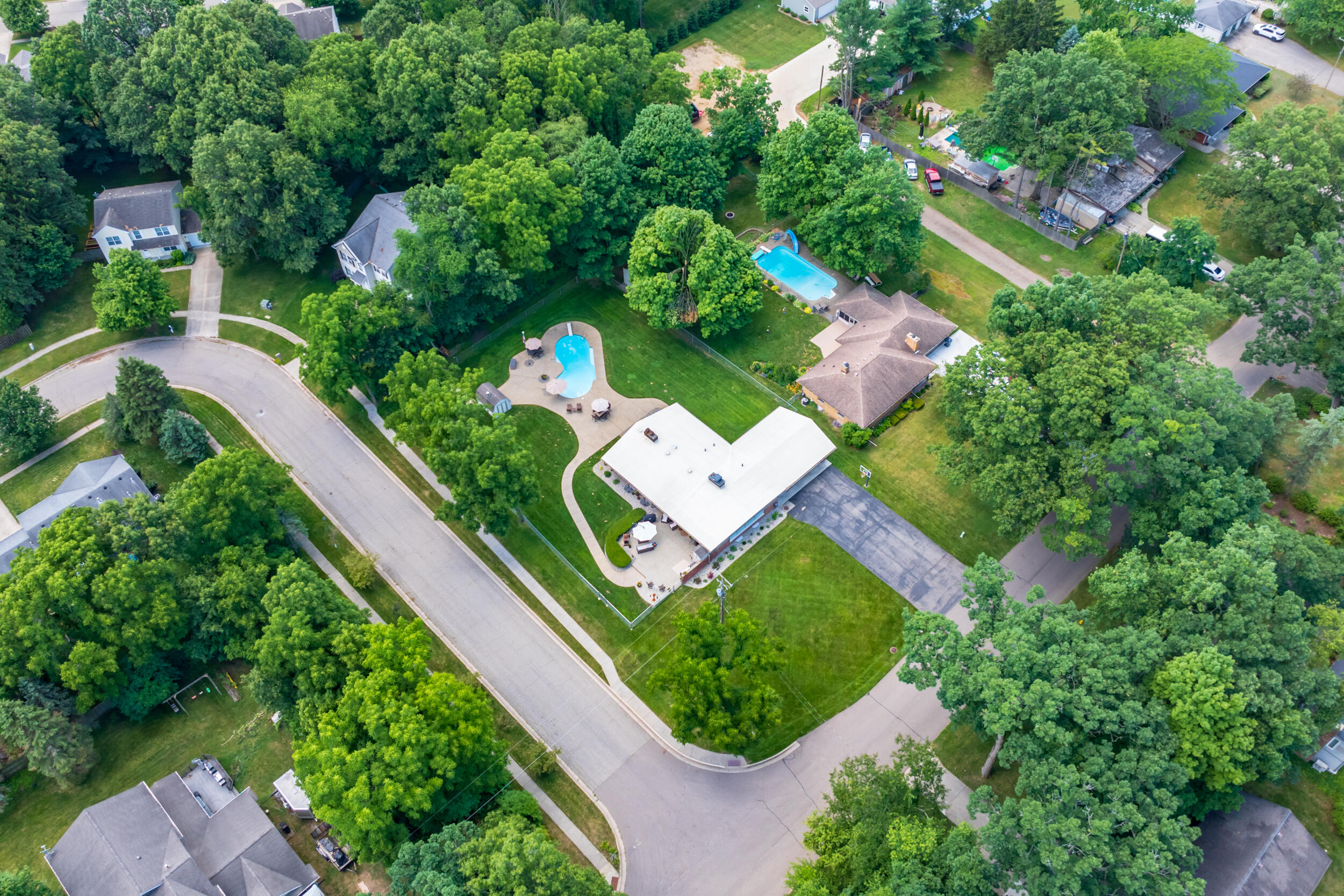 4705 Romence Road Portage, MI 49024 - Photo 67 of 74 Romence_Rd_4705_Portage_49024-61
