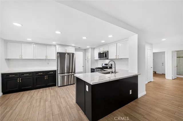 $4,100 | 3355 Sterling Drive, Corona, CA 92882