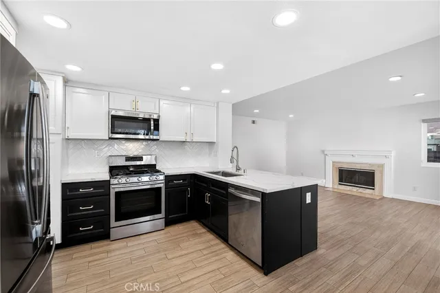 $4,100 | 3355 Sterling Drive, Corona, CA 92882