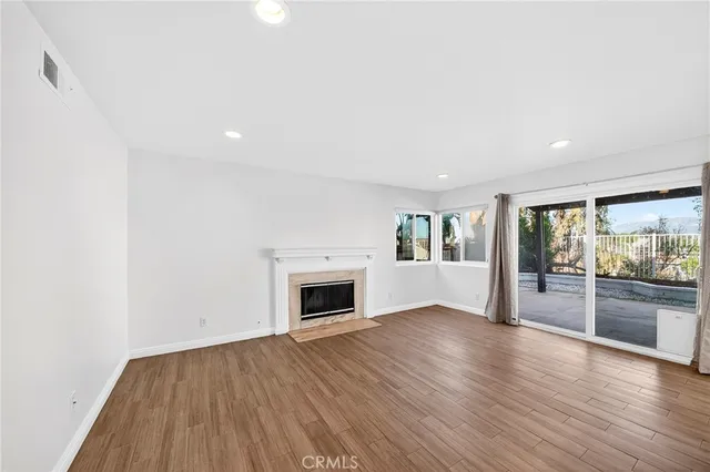 $4,100 | 3355 Sterling Drive, Corona, CA 92882