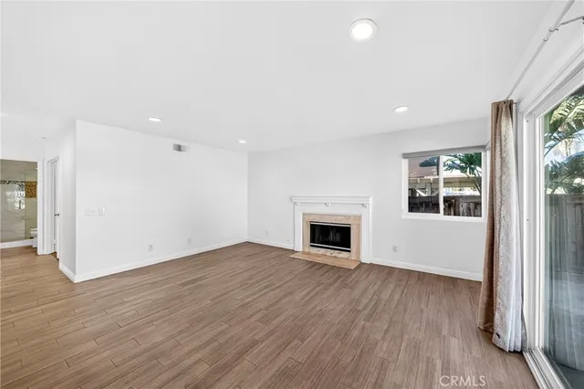 $4,100 | 3355 Sterling Drive, Corona, CA 92882