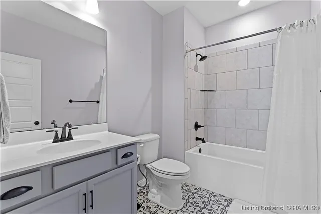 $433,800 | 2021 Prestwick Place, Henryville, IN 47126