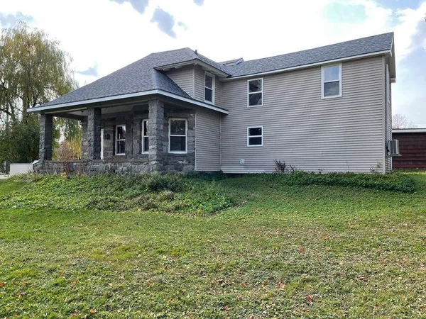$147,000 | 9 School Street, Presque Isle, ME 04769