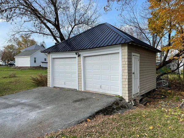 $147,000 | 9 School Street, Presque Isle, ME 04769