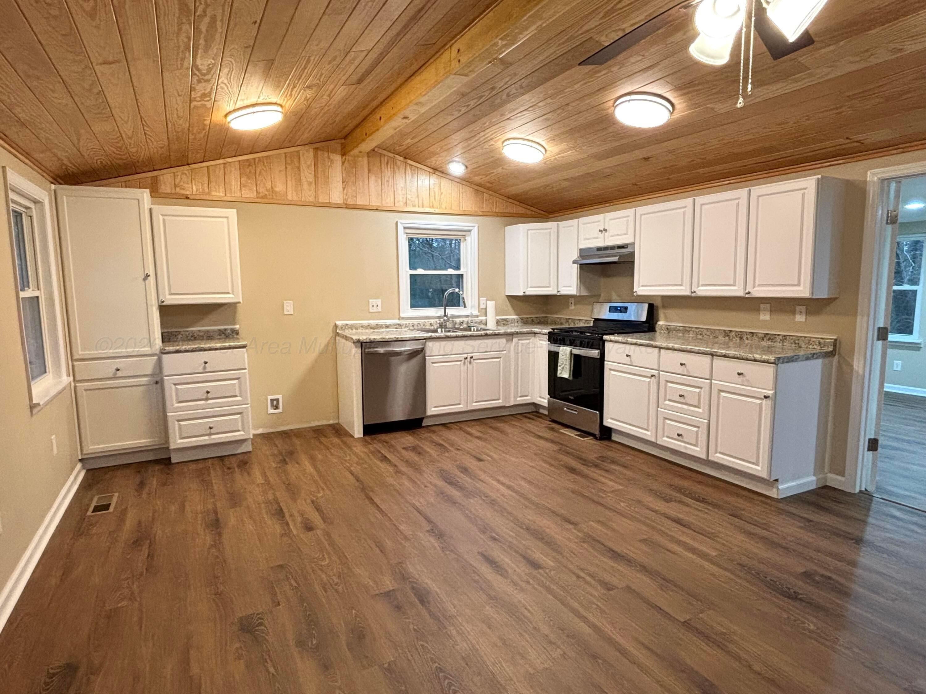 5836 Kilgore Church Road Dora, AL 35062 - Photo 6 of 30 kitchen