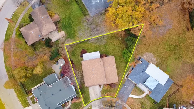 $1,100,000 | 705 Edgewood Avenue, Elmhurst, IL 60126