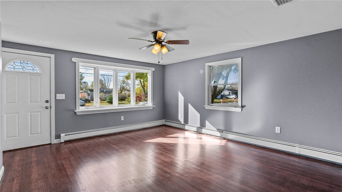 109 Vineyard Road Warwick, RI 02889 - Photo 7 of 50 Gallery Image 7