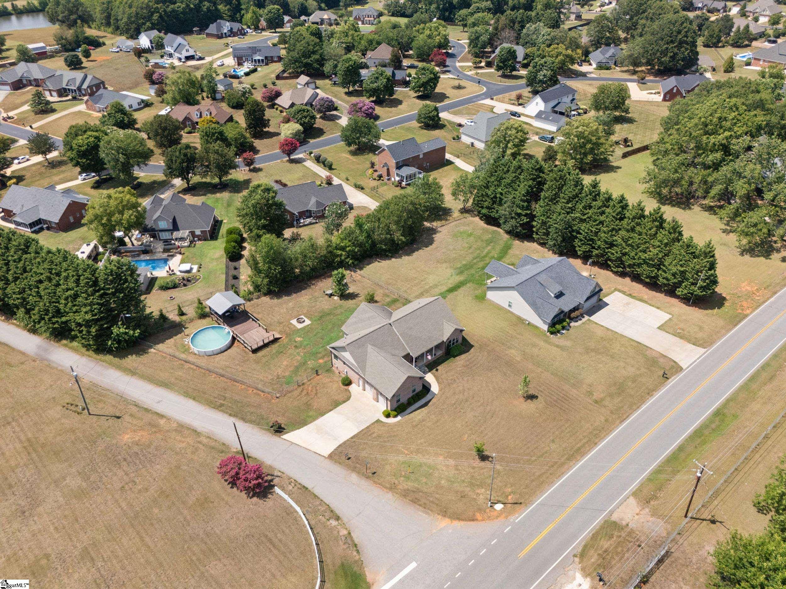 4401 Parris Bridge Road Boiling Springs, SC 29316 - Photo 38 of 44