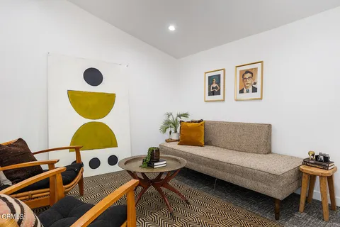 $1,049,000 | 2537 Crestmoore Place, Los Angeles, CA 90065