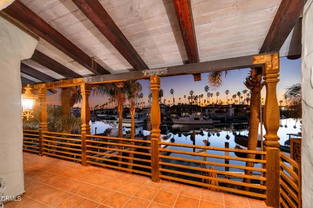 a room with lots of different colored cloths