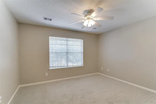 $2,950 | 30 Petalcup Place, The Woodlands, TX 77381