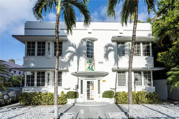 $1,900 | 920 Pennsylvania Avenue, Unit 203, Miami Beach, FL 33139