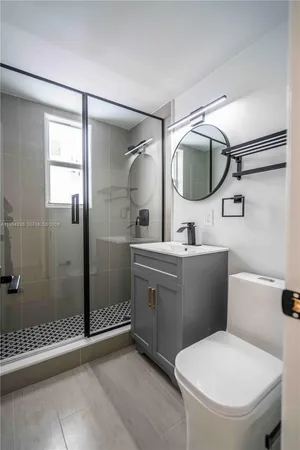 $1,900 | 920 Pennsylvania Avenue, Unit 203, Miami Beach, FL 33139