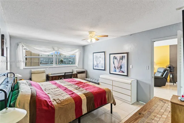 $1,925 | 2200 Diana Drive, Unit 306, Hallandale Beach, FL 33009