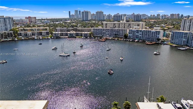 $1,925 | 2200 Diana Drive, Unit 306, Hallandale Beach, FL 33009