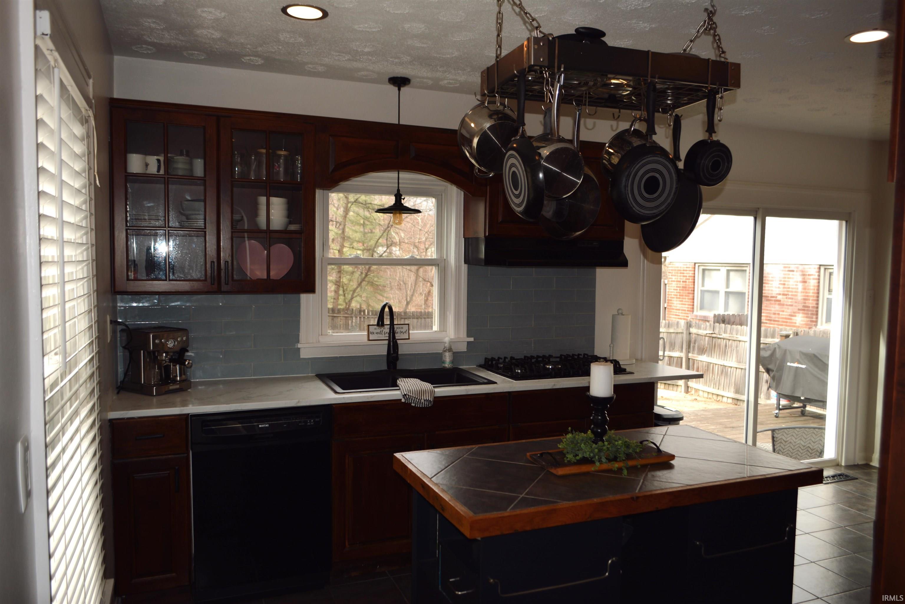 6016 Feltman Road Evansville, IN 47711 - Photo 11 of 30 Gallery Image 11