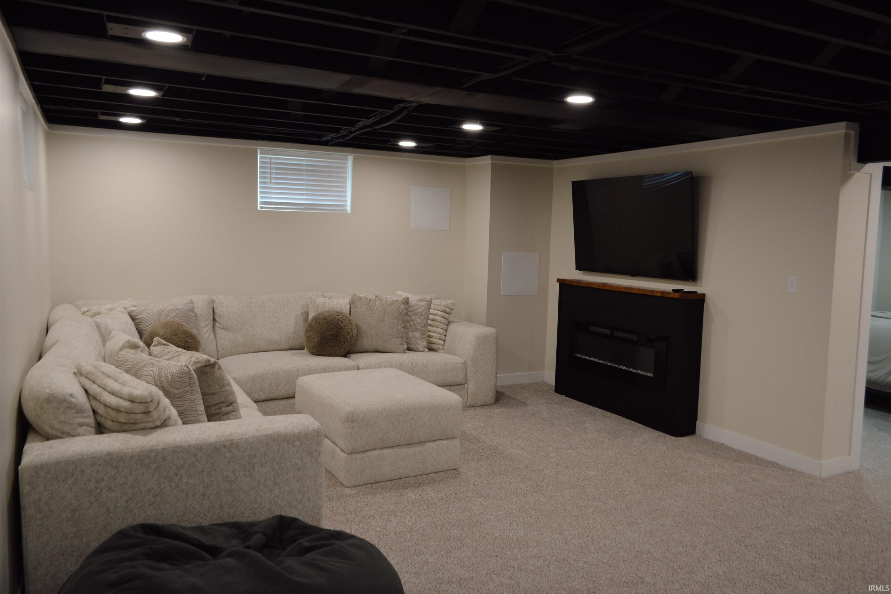 6016 Feltman Road Evansville, IN 47711 - Photo 17 of 30 Gallery Image 17