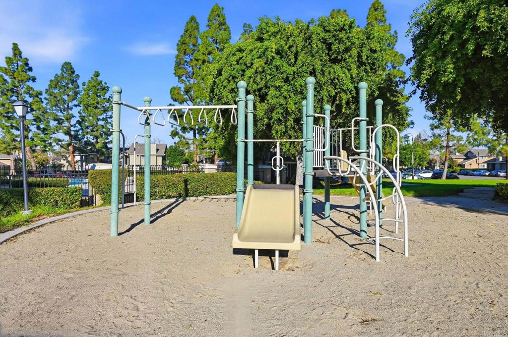 17 Cheyenne, Unit 64 Irvine, CA 92604 - Photo 31 of 33