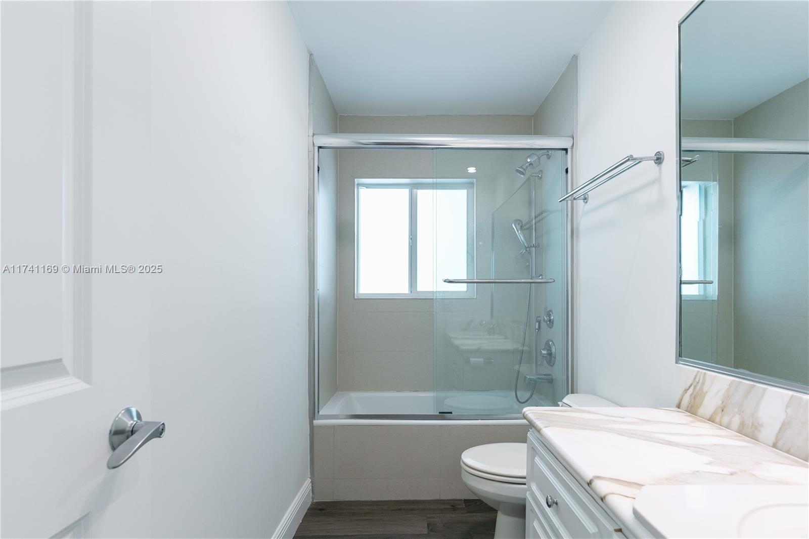 412 Ridgewood Road Key Biscayne, FL 33149 - Photo 27 of 47