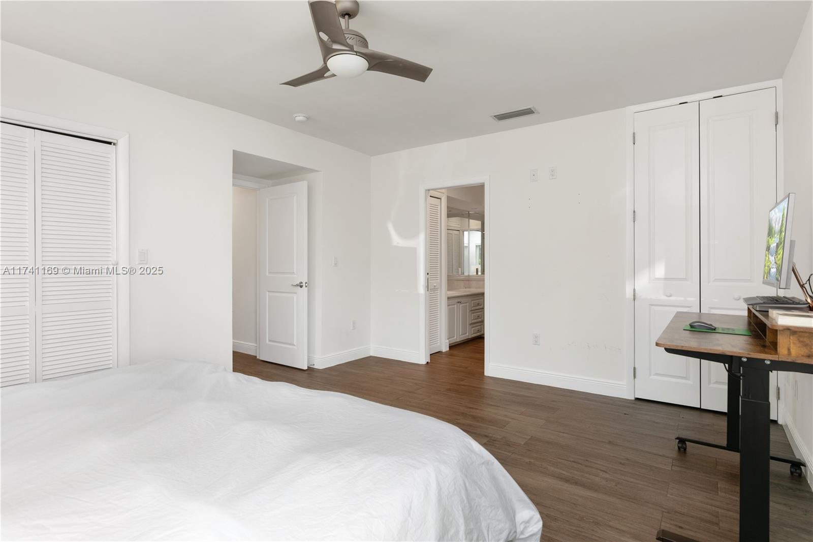 412 Ridgewood Road Key Biscayne, FL 33149 - Photo 33 of 47