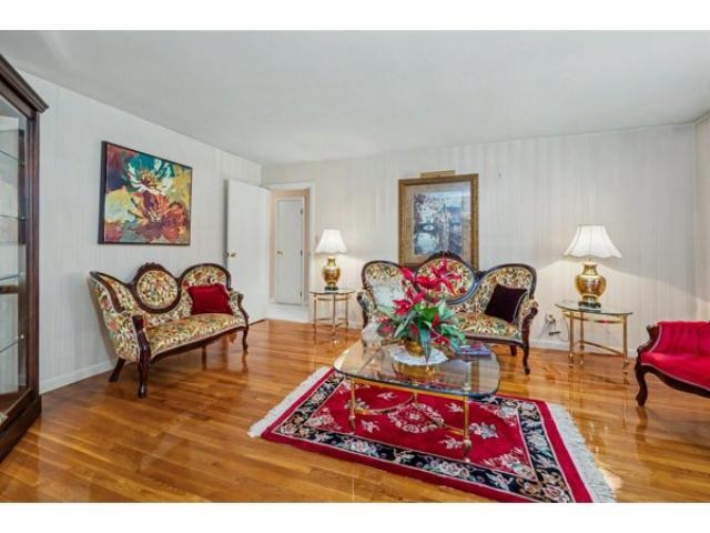 99 Myrtle Street Manchester, NH 03104 - Photo 18 of 43