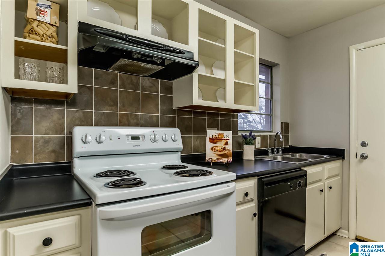 2032 Lancaster Road, Unit C Homewood, AL 35209 - Photo 17 of 18