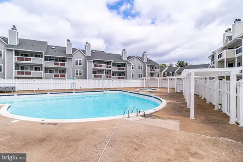 $289,000 | 12888 Grays Pointe Road, Unit A, Fairfax, VA 22033