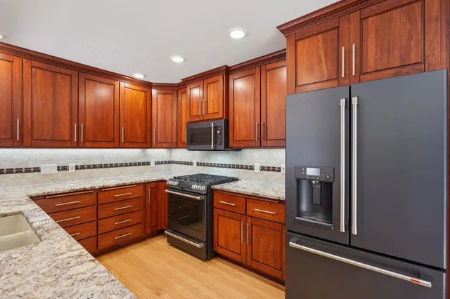 $639,900 | S2916 A Fairway, Reedsburg, WI 53959