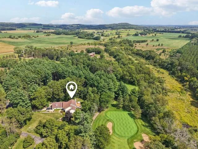 $639,900 | S2916 A Fairway, Reedsburg, WI 53959