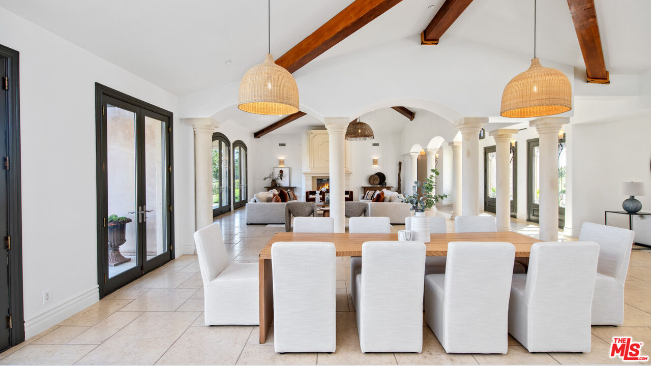 27311 Winding Way Malibu, CA 90265 - Photo 22 of 73