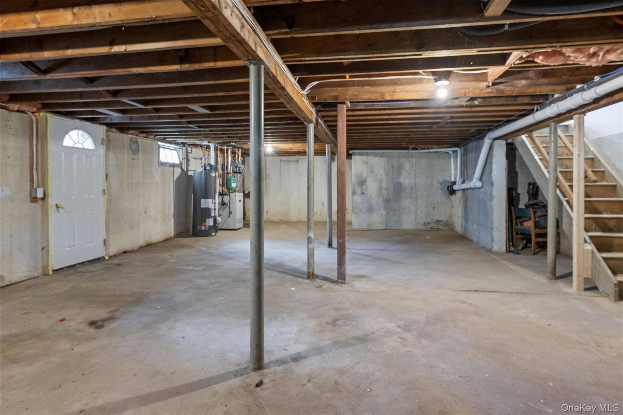 1223 Udall Road Bay Shore, NY 11706 - Photo 28 of 30 Gallery Image 28
