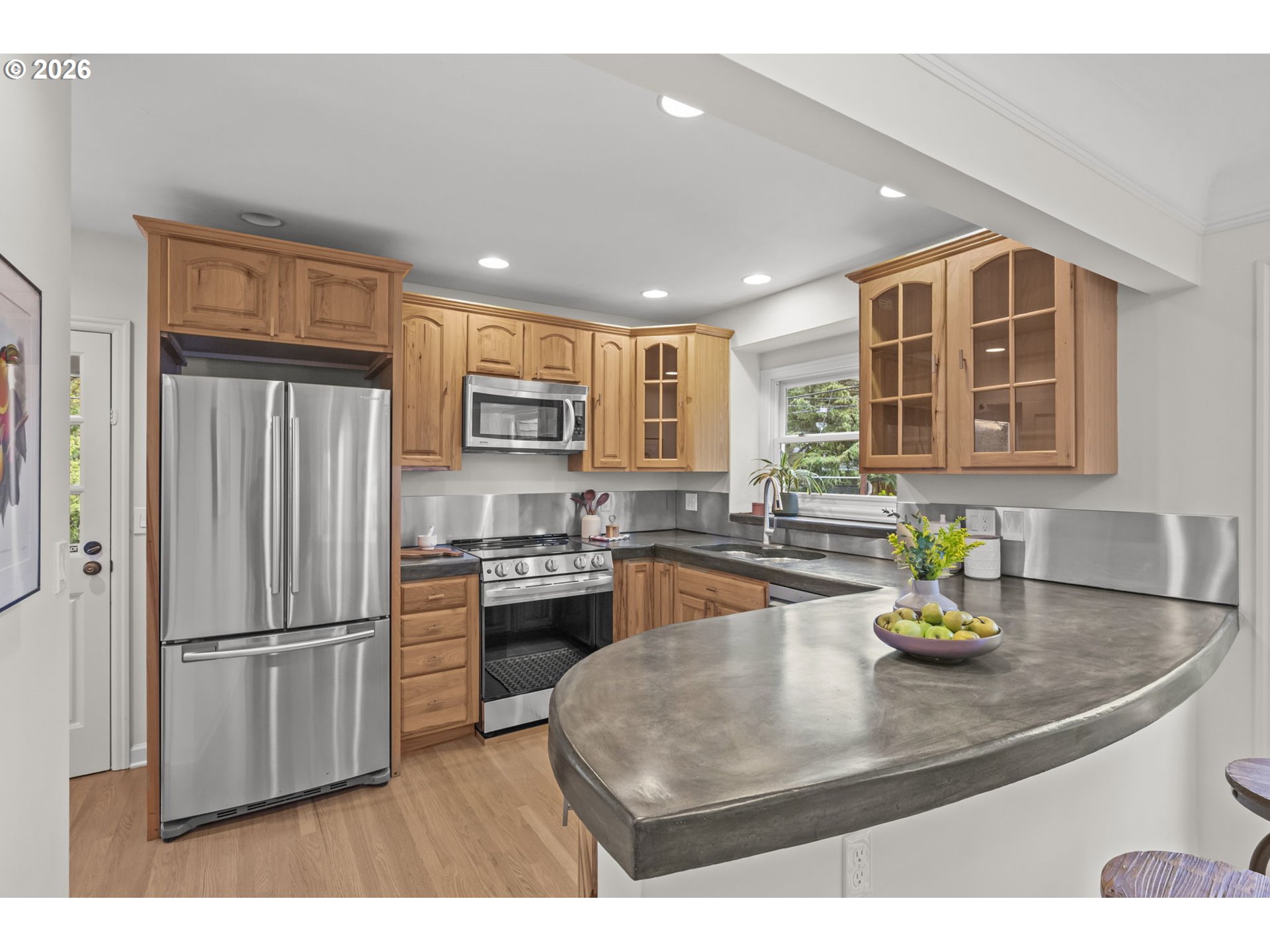 734 Southeast 69th Avenue Portland, OR 97215 - Photo 12 of 48 Kitchen