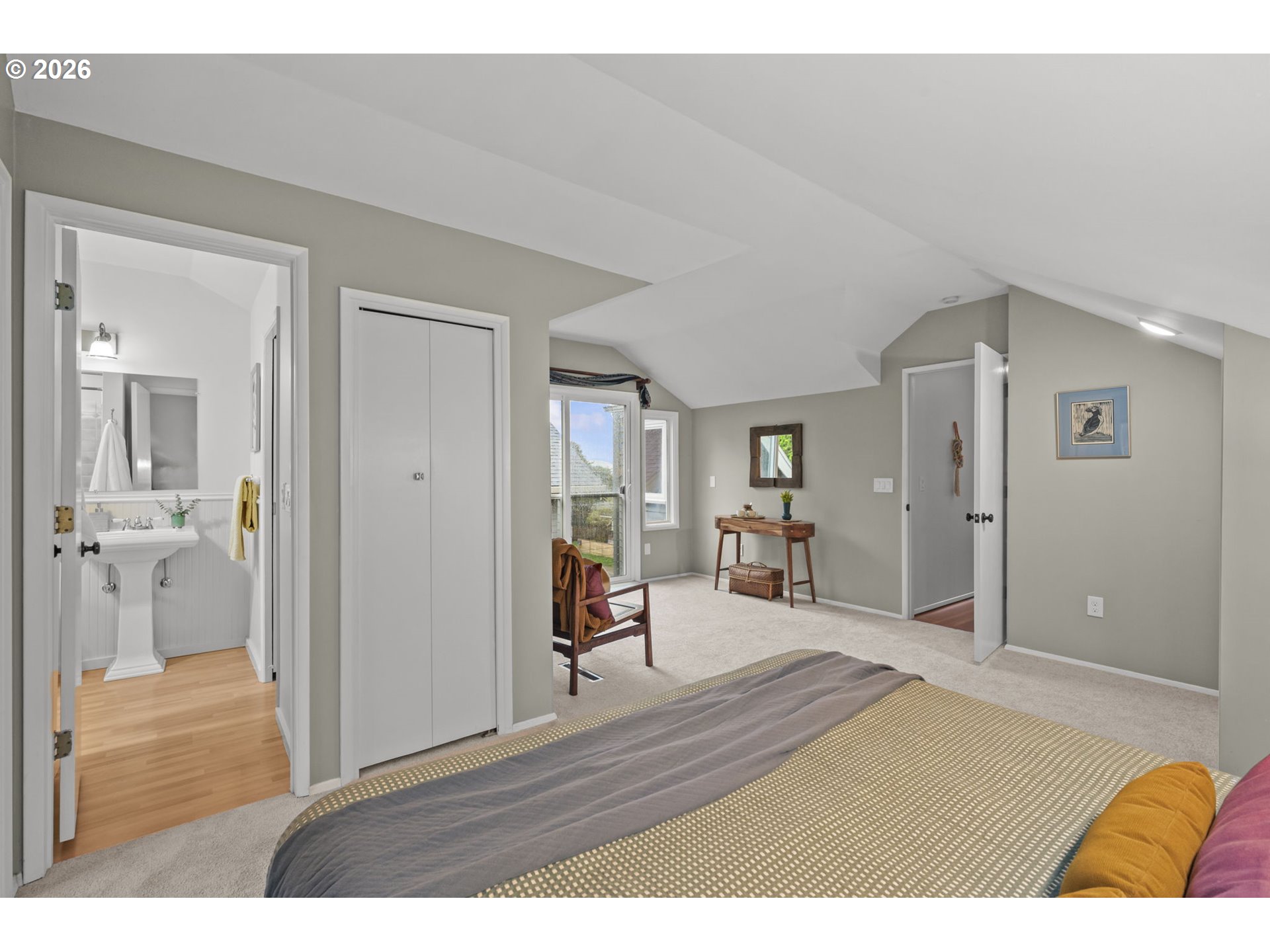 734 Southeast 69th Avenue Portland, OR 97215 - Photo 21 of 48 Primary Bedroom
