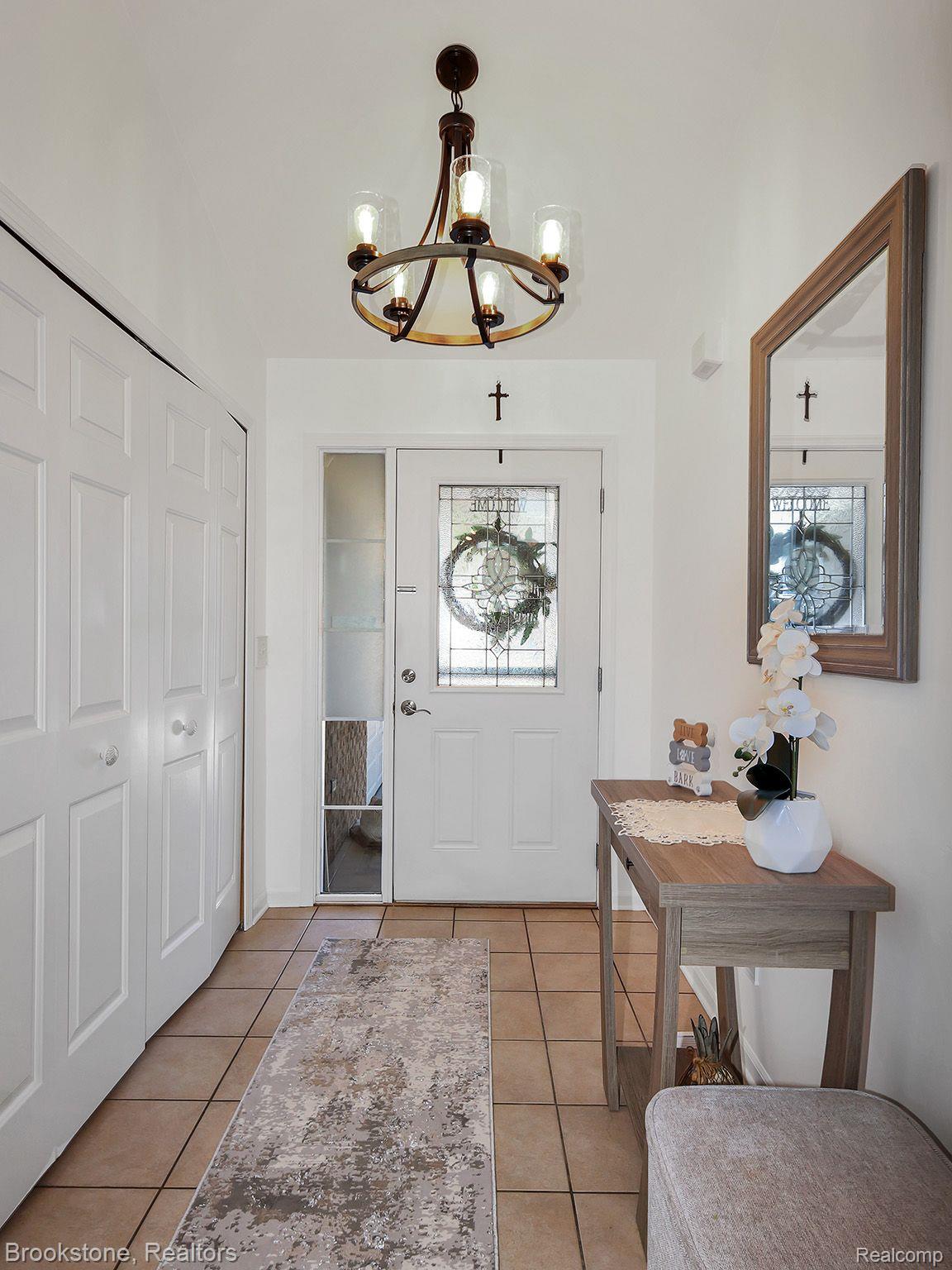 28312 Katie Road New Baltimore, MI 48047 - Photo 6 of 33 Gallery Image 6
