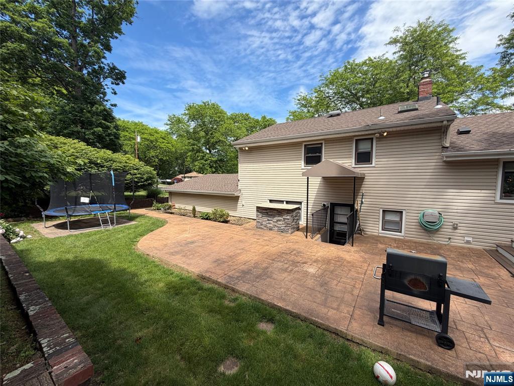 31 Clinton Lane Wayne, NJ 07470 - Photo 29 of 38