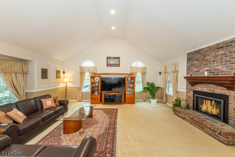 4 Summit Lane Flanders, NJ 07836 - Photo 2 of 50