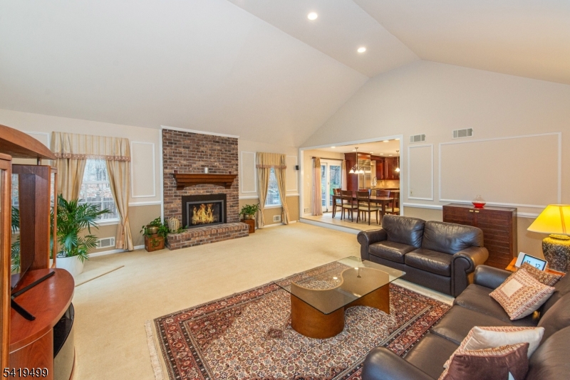 4 Summit Lane Flanders, NJ 07836 - Photo 4 of 50